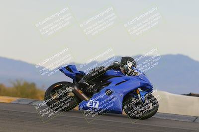 media/Dec-17-2022-SoCal Trackdays (Sat) [[224abd9271]]/Turn 9 Side (245pm)/